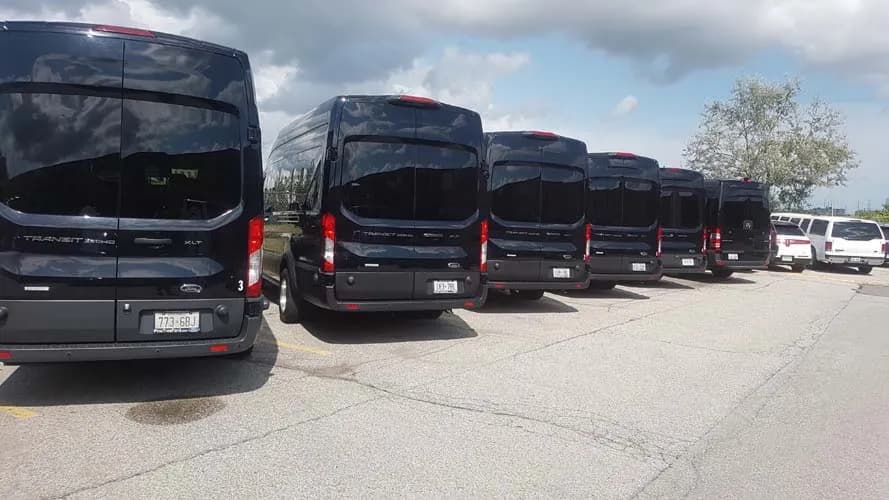 Luxury Limo Fleet Caledon, ON